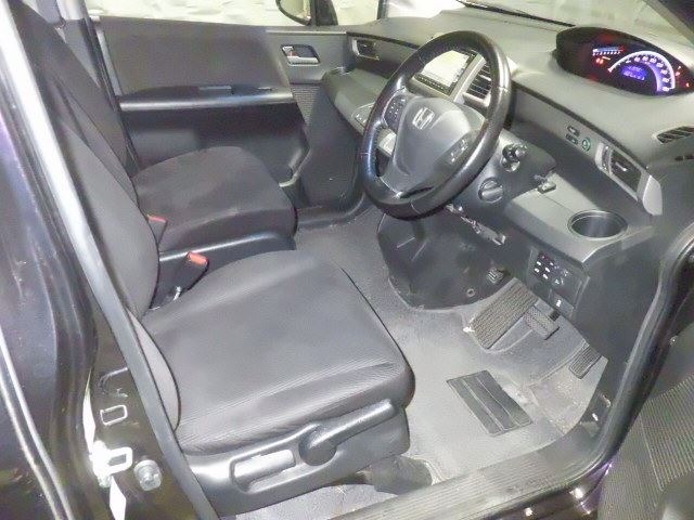Honda FREED 2012 8624581-3