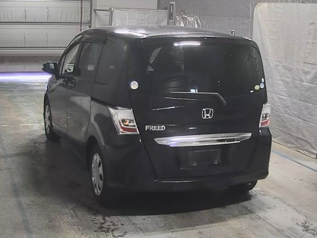 Honda FREED 2012 8624581-8