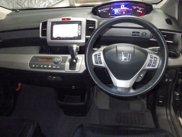 Honda FREED 2014 8624582-4