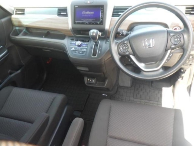 Honda FREED 2023 8624585-3