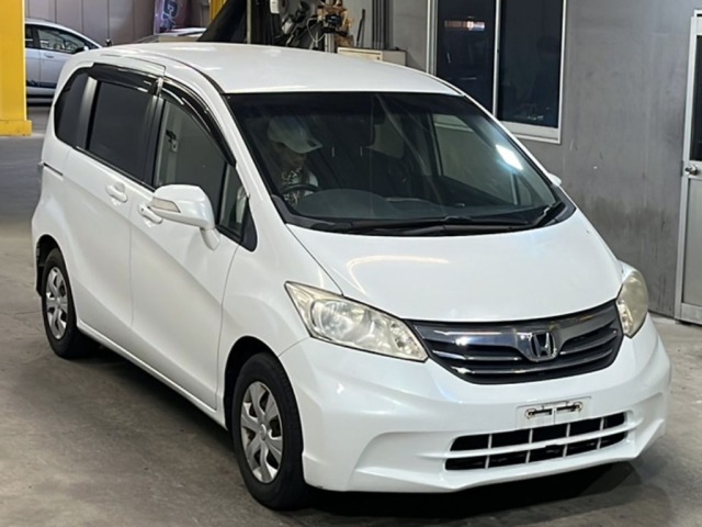 Honda FREED 2013 8624588-4