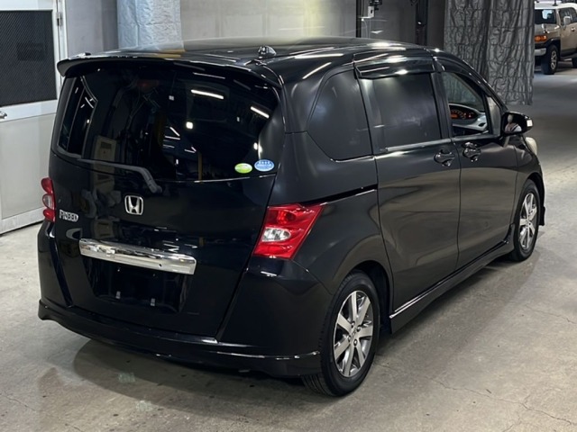 Honda FREED 2009 8624592-5