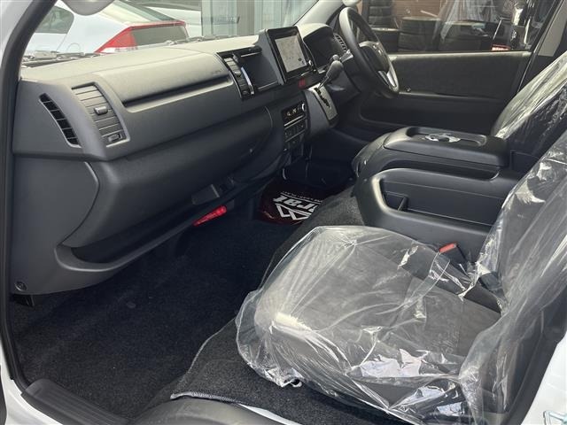Toyota HIACE WAGON 2026 8622023-11