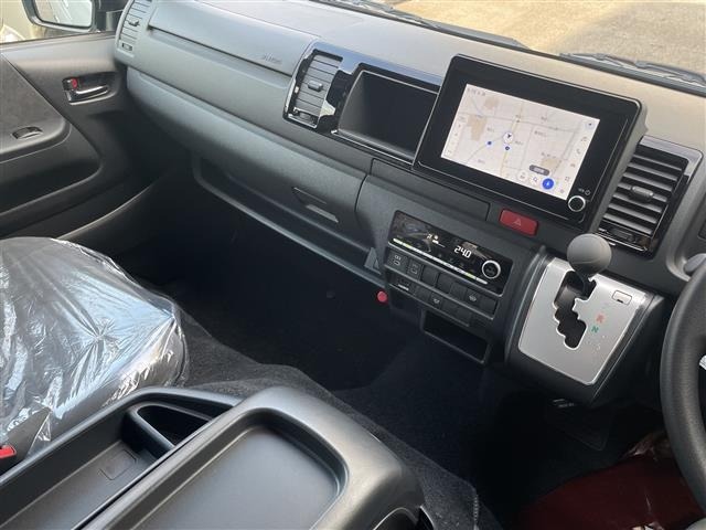 Toyota HIACE WAGON 2026 8622023-4