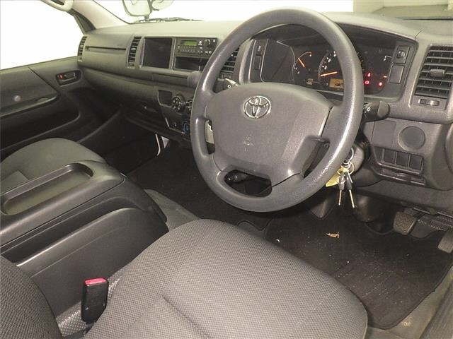 Toyota HIACE WAGON 2017 8622025-3