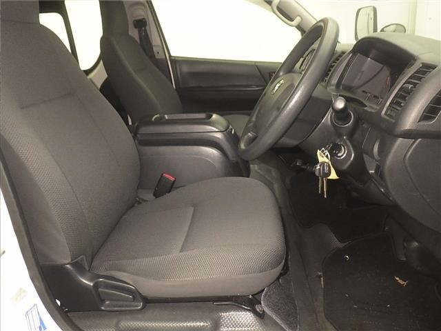 Toyota HIACE WAGON 2017 8622025-5