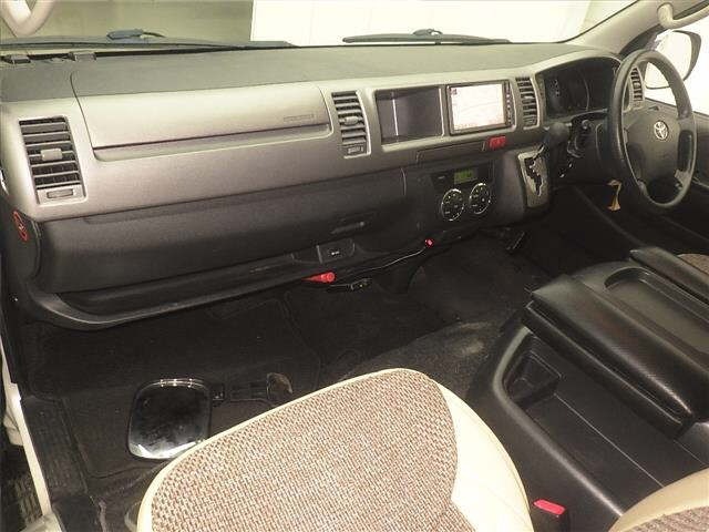 Toyota HIACE WAGON 2012 8622026-4