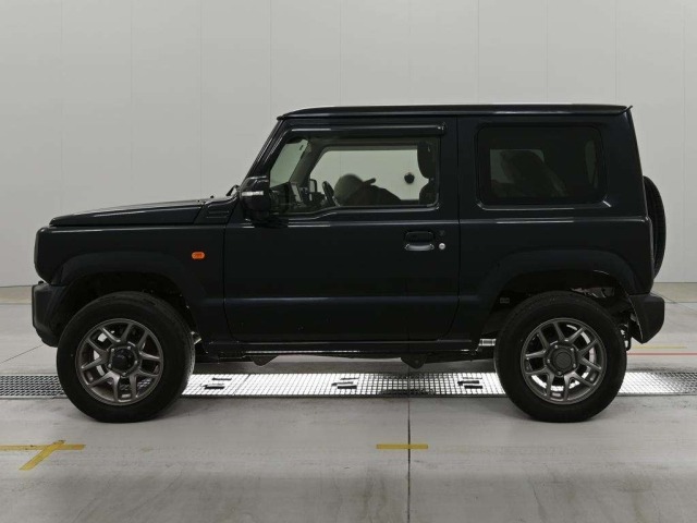 Suzuki JIMNY 2021 8624689-4