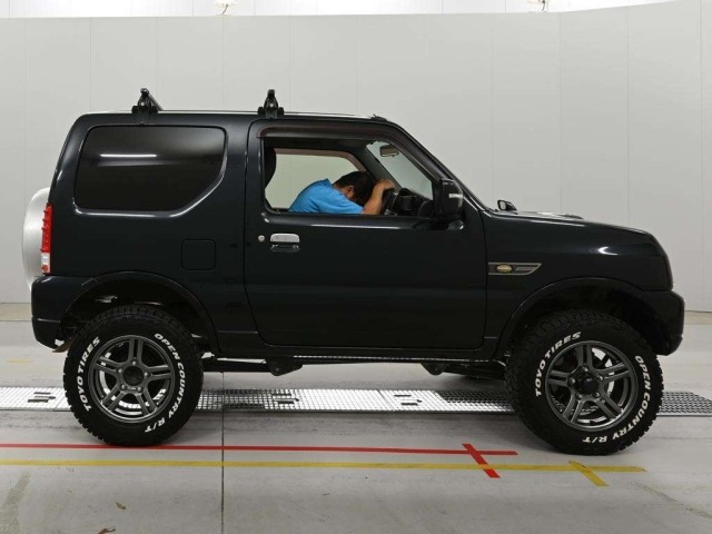 Suzuki JIMNY 2016 8624692-3