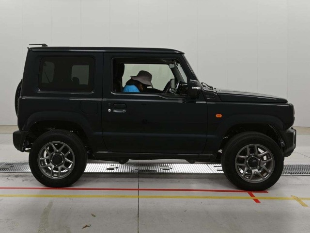 Suzuki JIMNY 2024 8624693-3