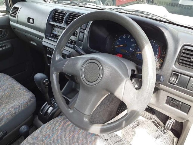 Suzuki JIMNY 1999 8624694-9