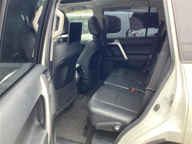 Toyota LAND CRUISER PRADO 2018 8622631-3