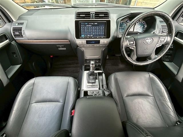 Toyota LAND CRUISER PRADO 2018 8622636-16