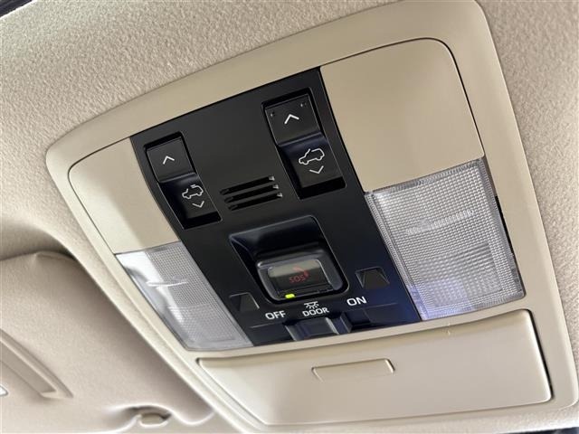 Toyota LAND CRUISER PRADO 2023 8622637-11