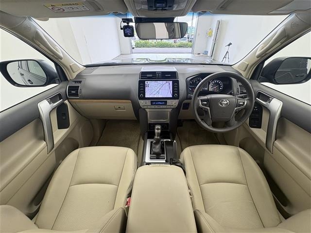 Toyota LAND CRUISER PRADO 2023 8622637-15