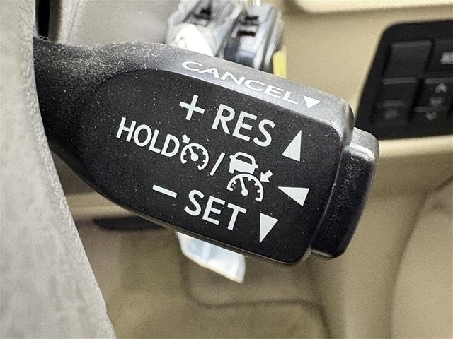 Toyota LAND CRUISER PRADO 2023 8622637-5