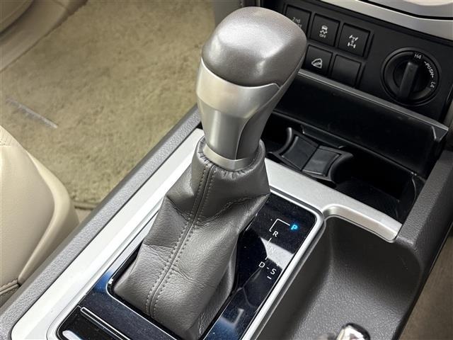 Toyota LAND CRUISER PRADO 2023 8622637-7