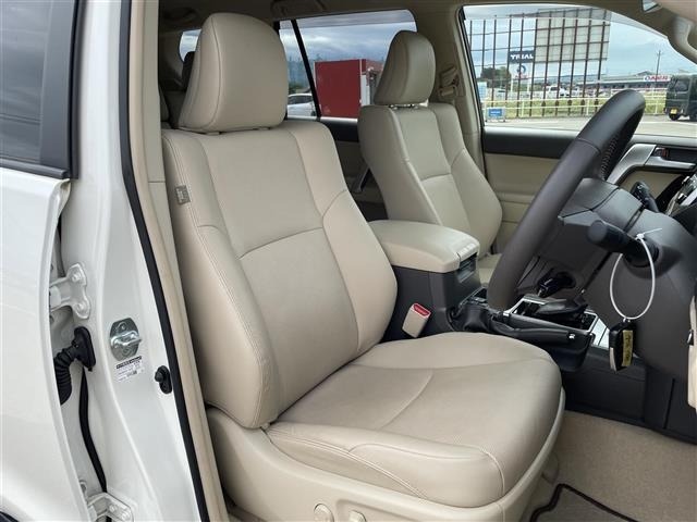 Toyota LAND CRUISER PRADO 2023 8622638-12