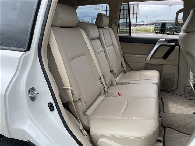 Toyota LAND CRUISER PRADO 2023 8622638-13