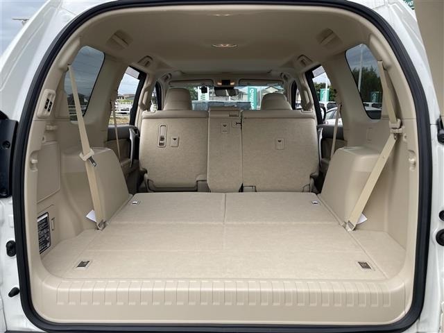 Toyota LAND CRUISER PRADO 2023 8622638-2