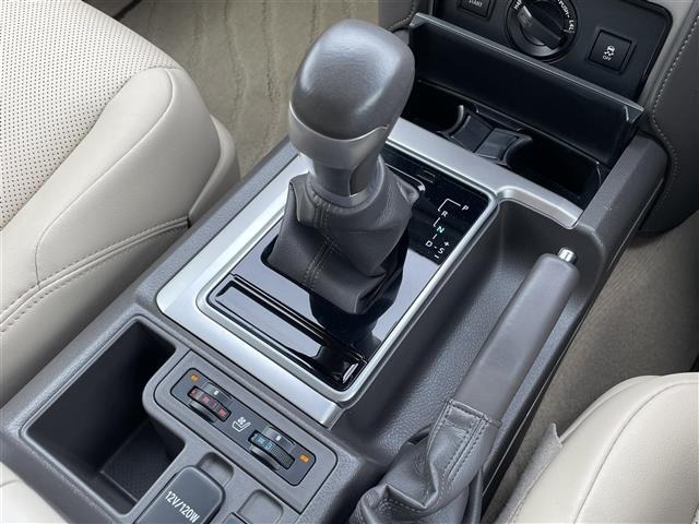 Toyota LAND CRUISER PRADO 2023 8622638-5