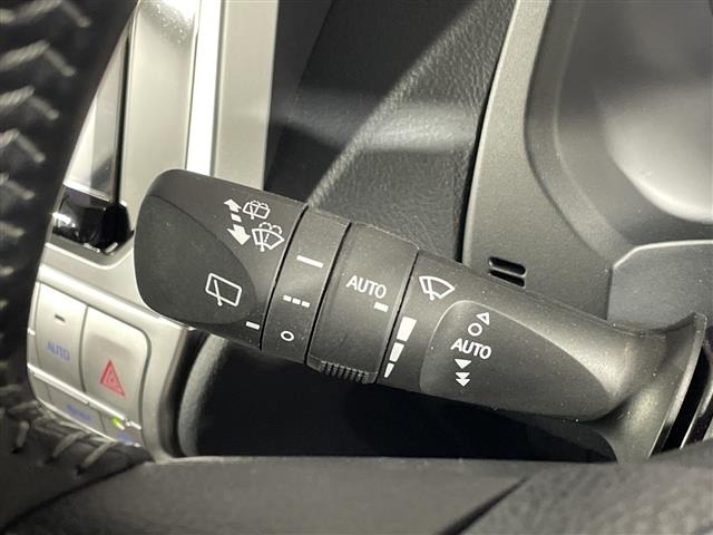 Toyota LAND CRUISER PRADO 2023 8622639-21