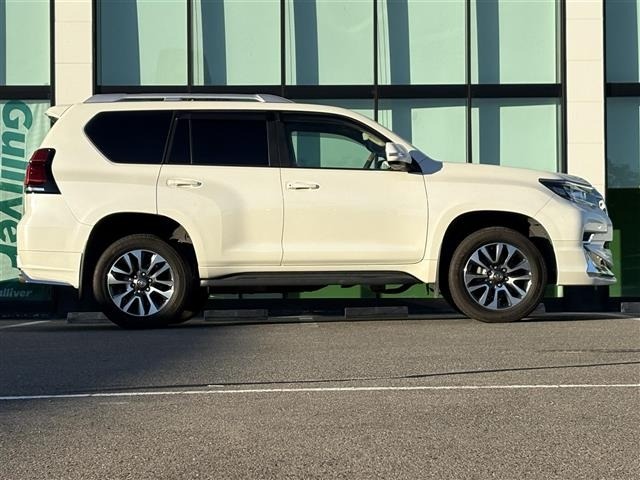 Toyota LAND CRUISER PRADO 2023 8622642-23