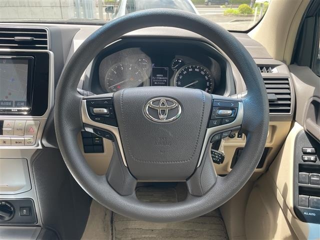 Toyota LAND CRUISER PRADO 2017 8622648-23