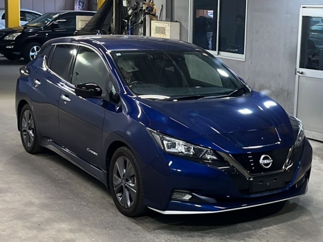 Nissan LEAF 2021 8623832-4