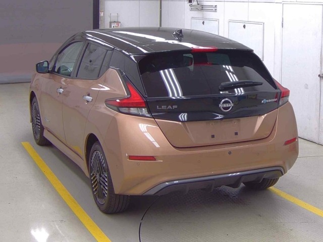Nissan LEAF 2023 8623840-1