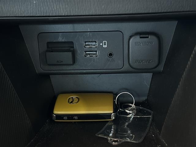 Mazda MAZDA2 2022 8622407-9