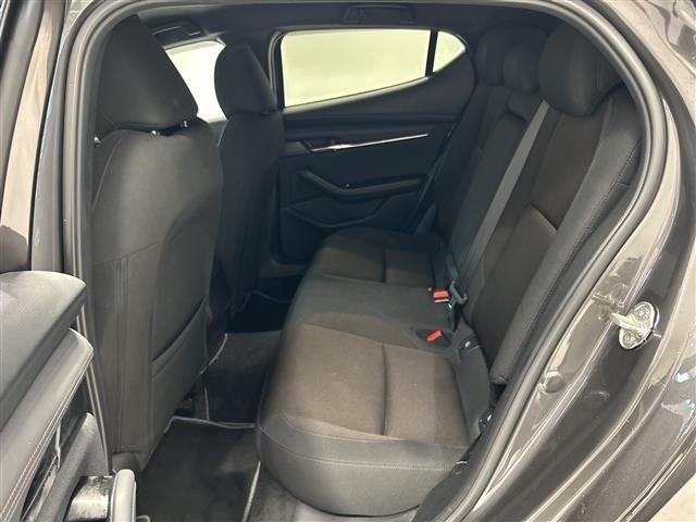 Mazda MAZDA3 2021 8622307-11