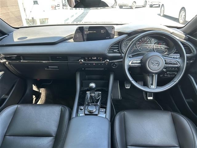 Mazda MAZDA3 2022 8622311-15