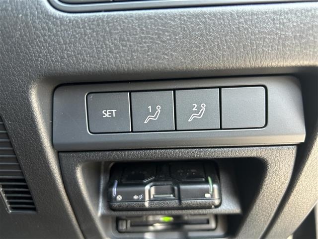Mazda MAZDA3 2022 8622311-19
