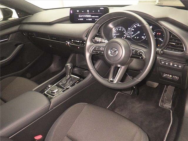 Mazda MAZDA3 2024 8622315-3