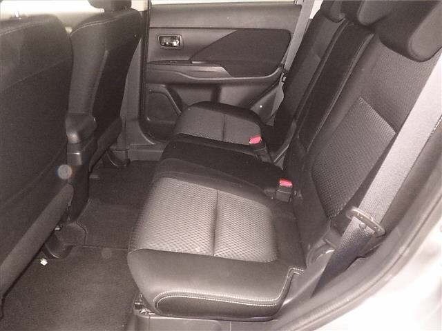 Mitsubishi OUTLANDER 2015 8624358-7