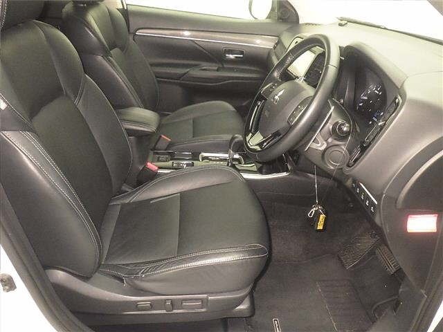 Mitsubishi OUTLANDER 2020 8624364-5