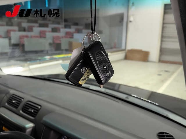 Toyota PIXIS SPACE 2012 8623215-6