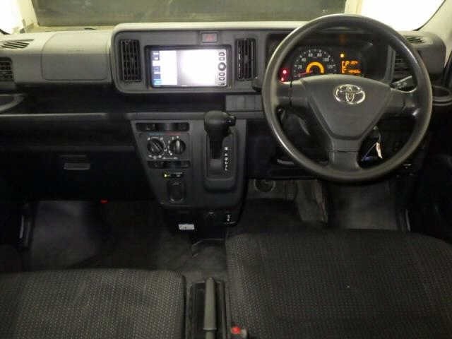 Toyota PIXIS VAN 2018 8623447-3