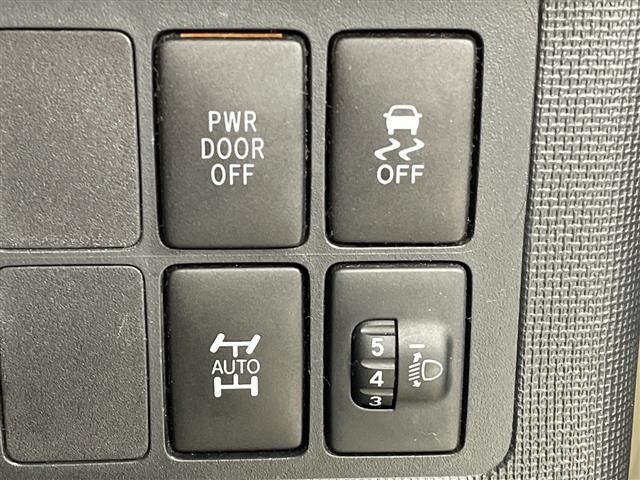 Toyota PORTE 2013 8622063-9