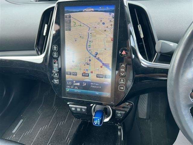 Toyota PRIUS PHV 2019 8623093-16