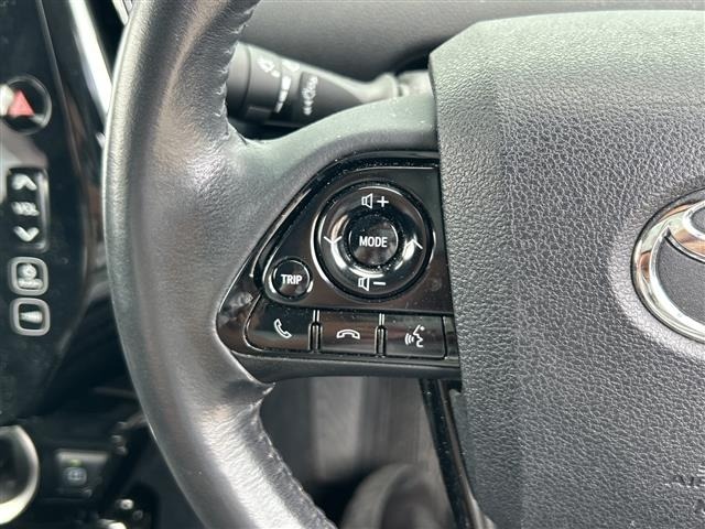 Toyota PRIUS PHV 2019 8623093-4