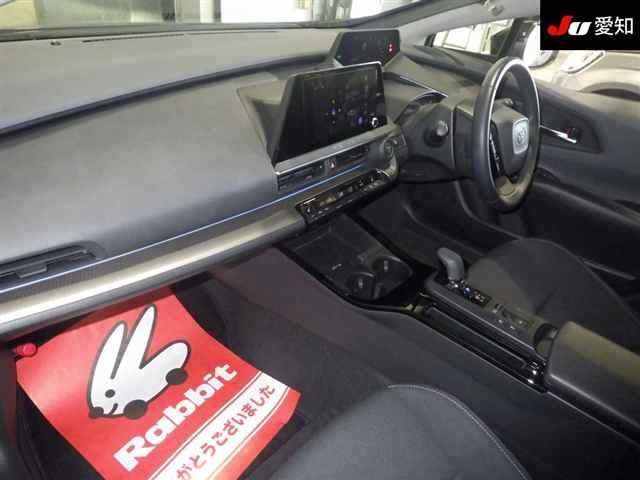 Toyota PRIUS 2023 8622602-3