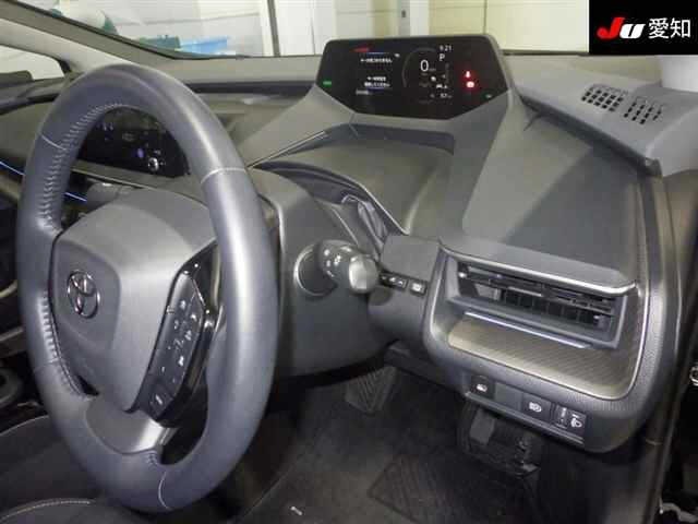 Toyota PRIUS 2023 8622602-5