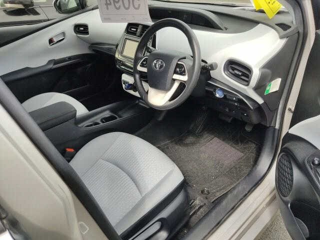 Toyota PRIUS 2016 8622610-3