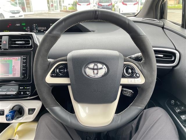 Toyota PRIUS 2016 8622849-15