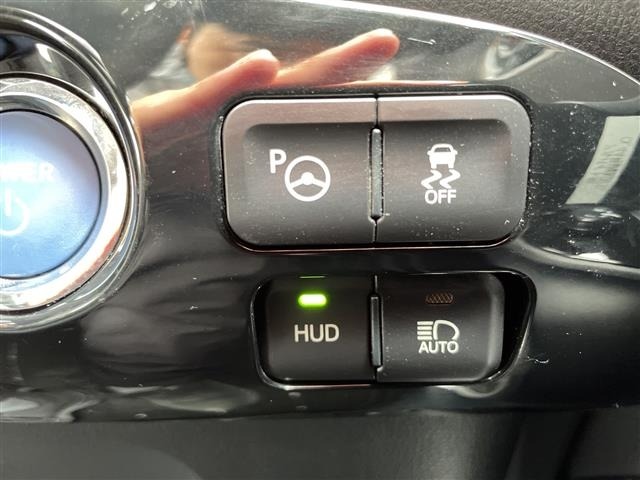 Toyota PRIUS 2016 8622849-7
