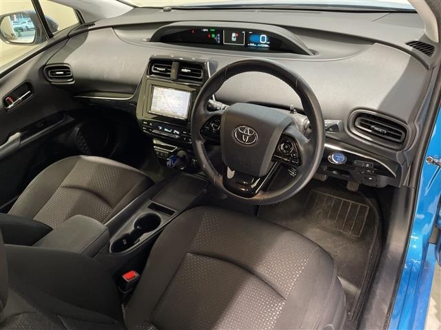 Toyota PRIUS 2019 8622858-10