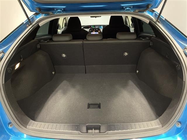 Toyota PRIUS 2019 8622858-13
