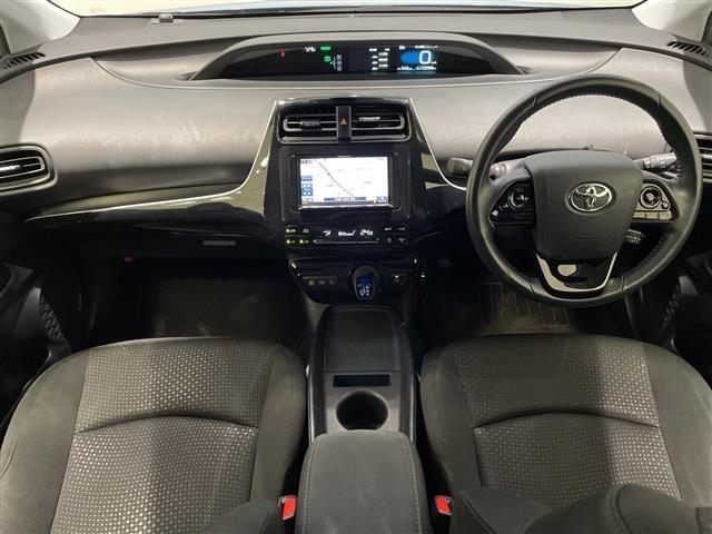 Toyota PRIUS 2019 8622858-15